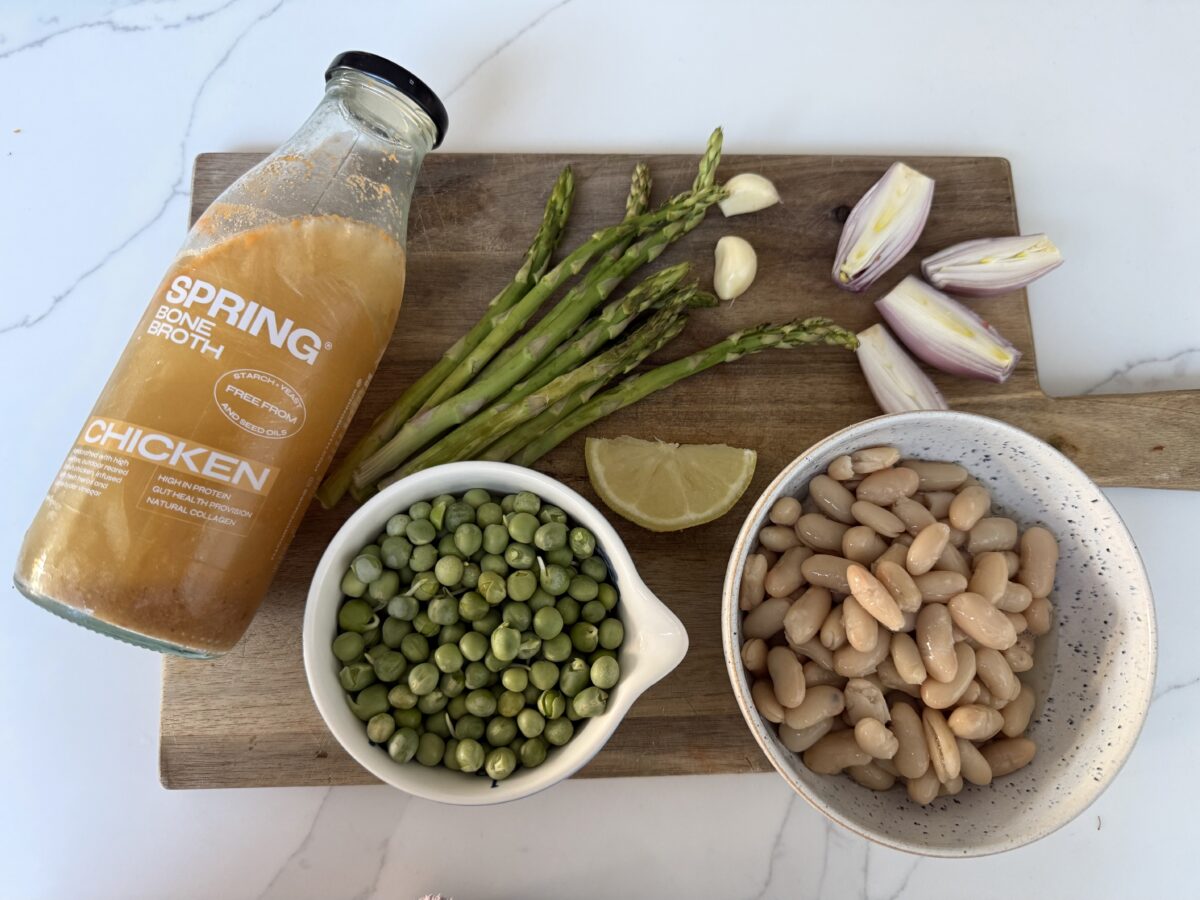 pea, white bean and asparagus soup